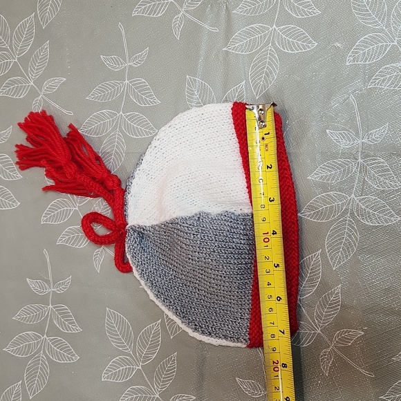 Childrens Knitted Sweater and Hat - Picture 14 of 14